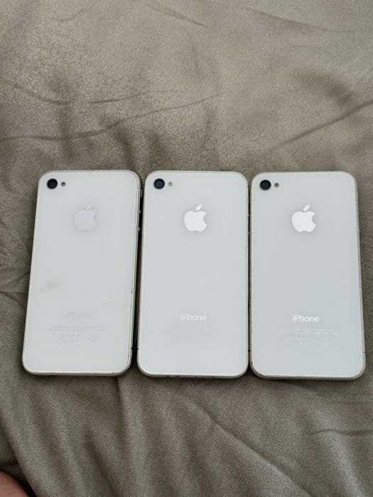 iPhone 4 si iPhone 4s Alb