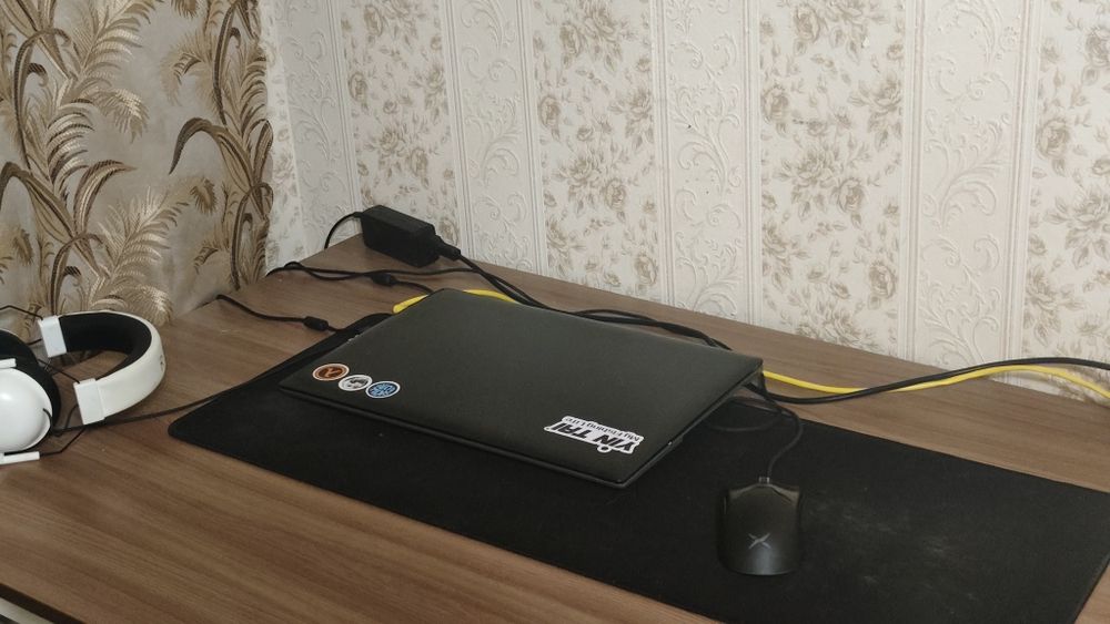 обменяю ноутбук на ультролайт срочно