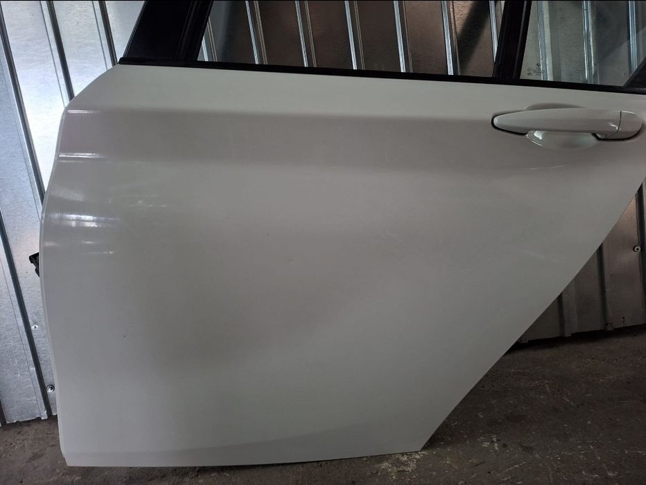 Usa stanga spate BMW seria 1 f20