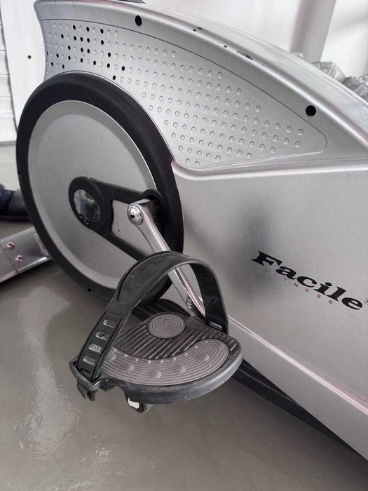 Продам велотренажёр Facile