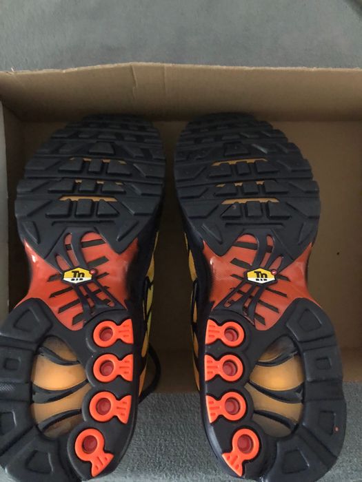 Оригинални маратонки Nike Air Max Plus Tn