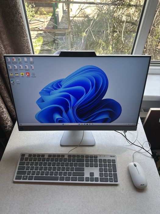 ASUS Моноблок 23.8