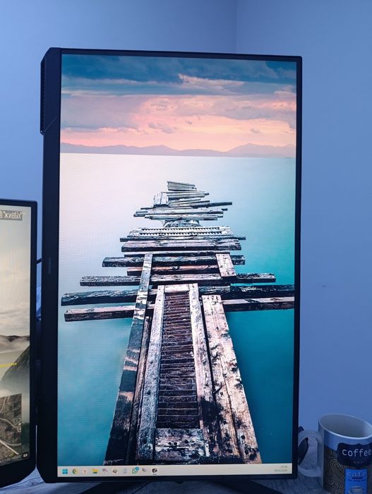 Монитор Самсунг продается