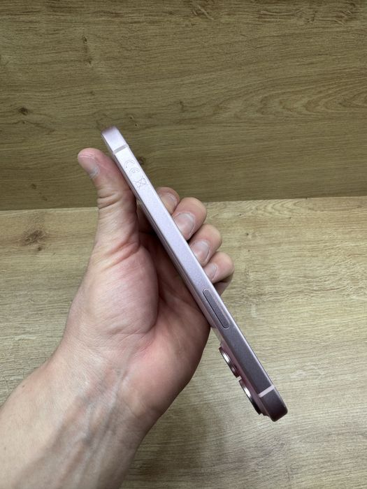 iPhone 15 128Gb Roz pink 94% battery life