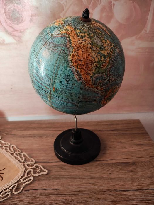 Glob pamantesc din vremea comunismului