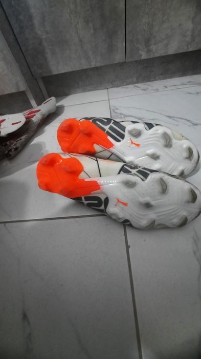 Продаю бутсы puma за 9000