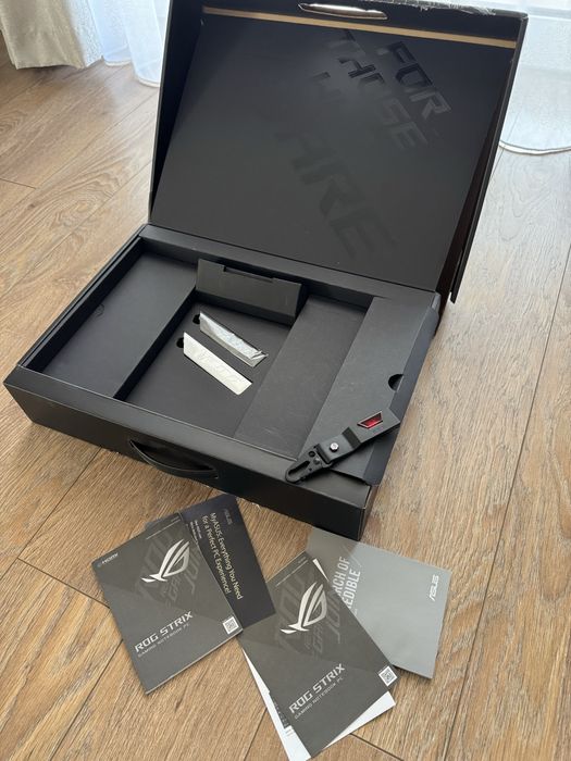 Laptop Gaming Asus Rog Strix SCAR15 RTX3080