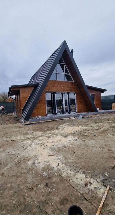 Vând cabane tip  A frame