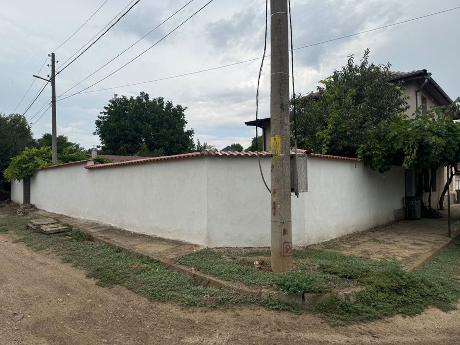 Продава се Къща в Дупница - 80 кв.м за 938 €/кв.м - Снимка #1