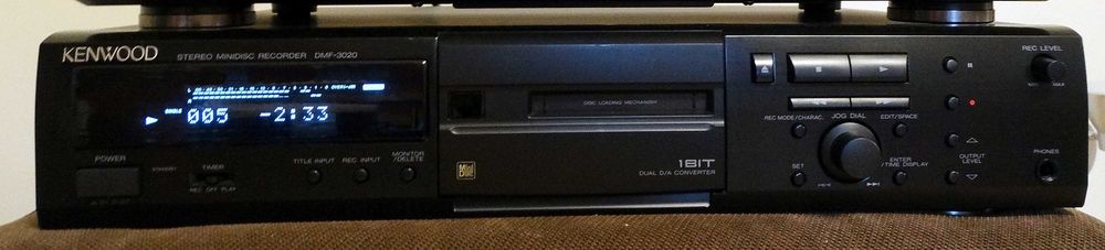 Minidisc Sony MDS-JE510 Deck Recorder Recording Level Control: Yes (Analog and Digital) , Anti-shock , telecomanda ,