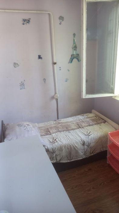 Продам чиланзар 6 . Двух комнатная.  Балкон 1,5*3