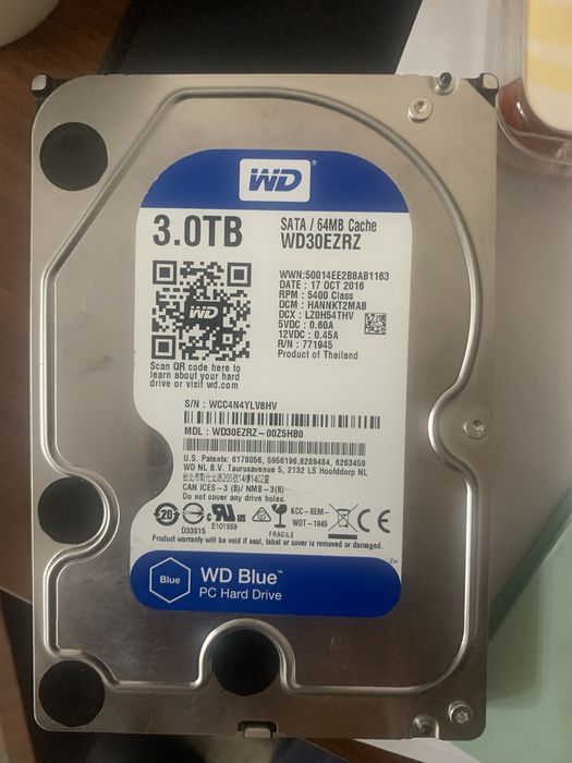 Жестки диск HDD 3000 гб
