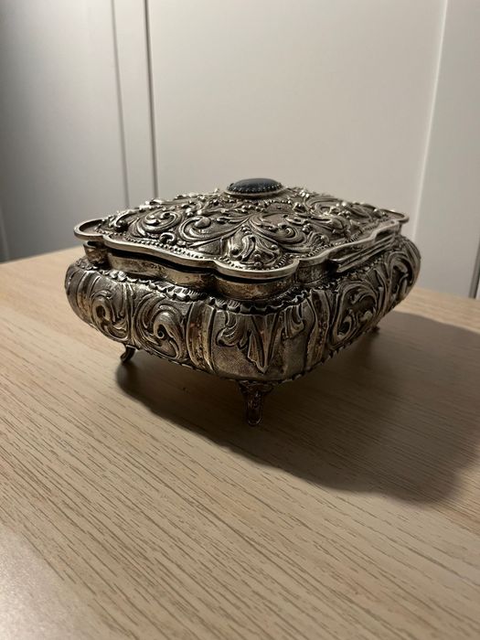 Cutie de bijuterii argint 938gr