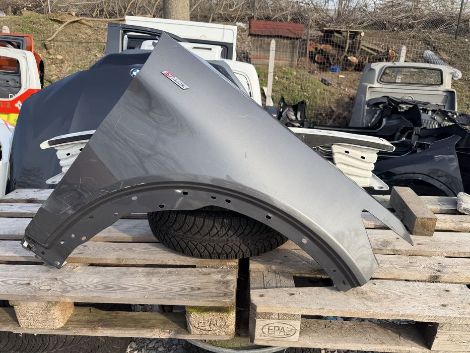 Калник Ford Explorer 2020 год.-