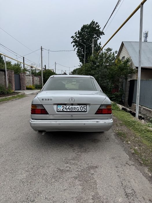 Мерседес 124 2.2