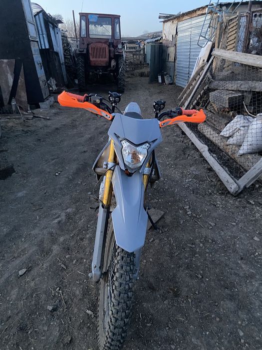 Продам эндуро мотоцикл