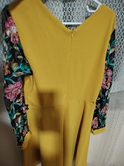 Rochie mustariumărimea 44