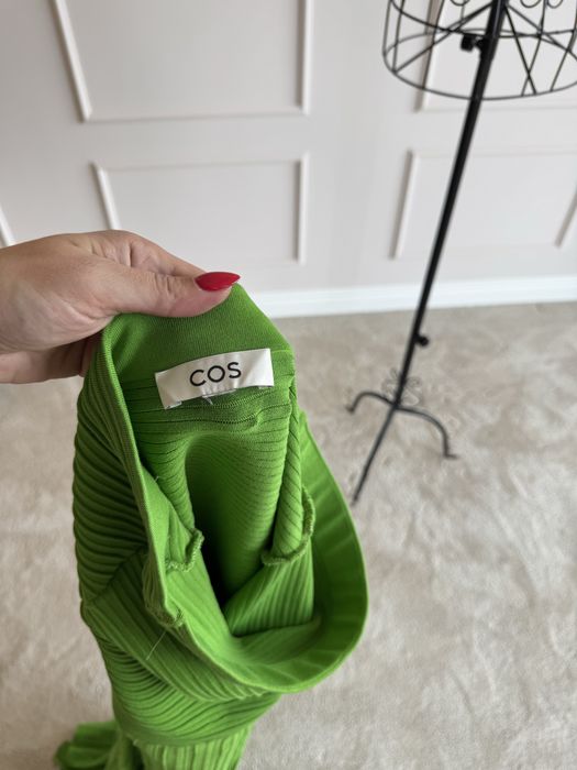 Рокля Cos / Zara