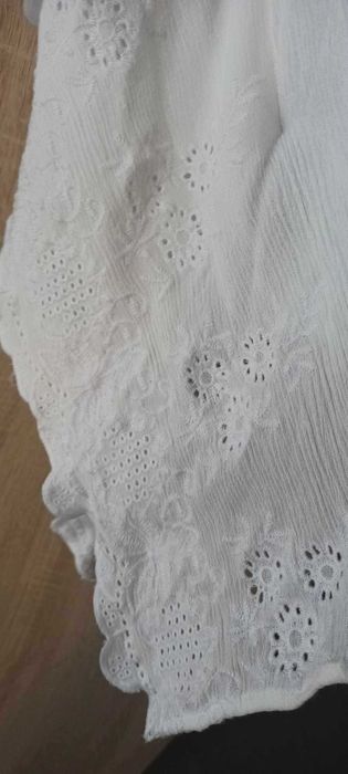 kimono alb brodat superb