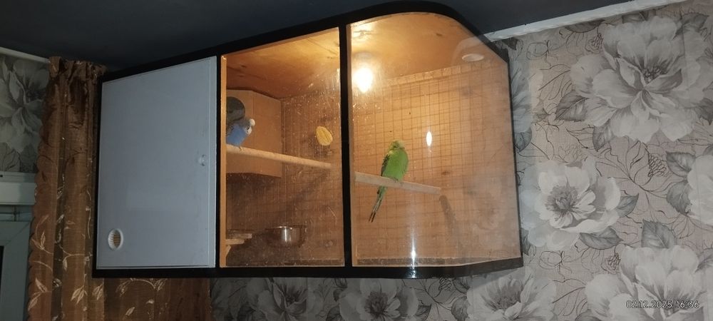 Срочно Продам клетки для попугаев