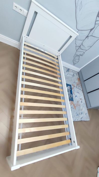 Две детские кровати