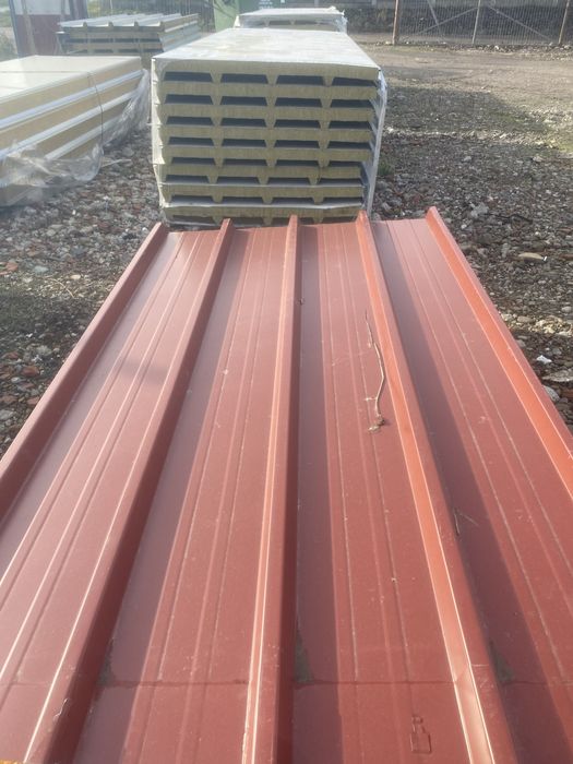 Depozit Panouri sandwich Ruginoasa