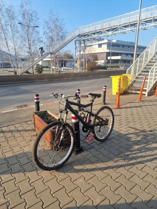 Bicicletă Full Suspension Downhill