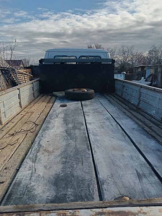 Грузоперевозки по городу и области.