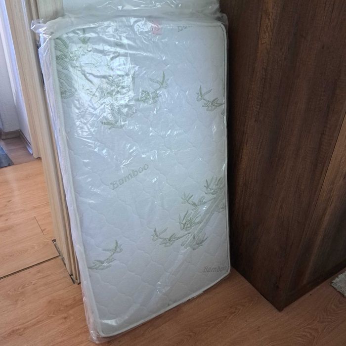 Матрак за детско легло/креватче- трансформиращо се