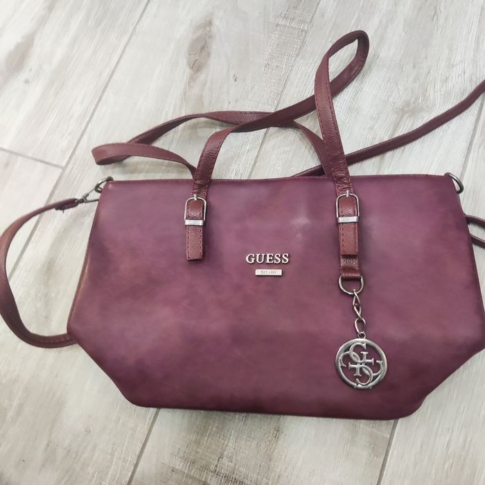 Дамска чанта Guess