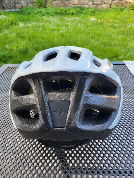 Каска Specialized MIPS детска