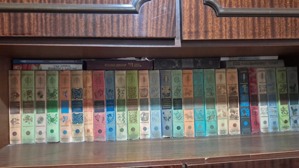 Книга разные продам