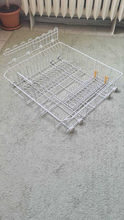 Долна кошница за съдо миялна машина Miele