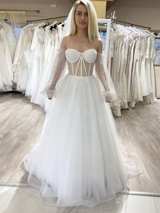 Vand rochie de mireasa