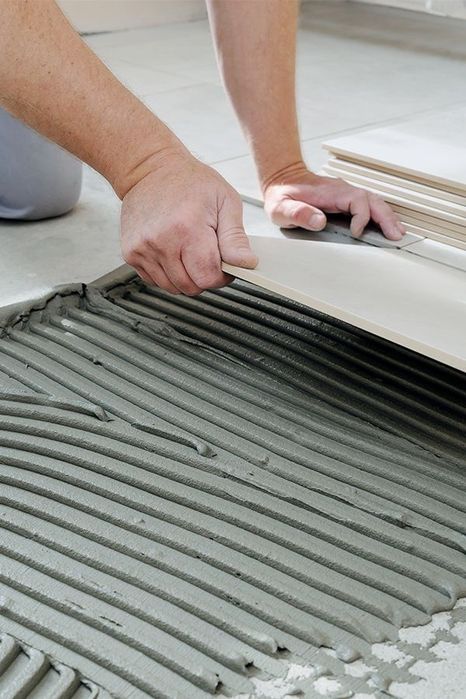 Укладка плитки, ламината, стяжка • Опытный мастер