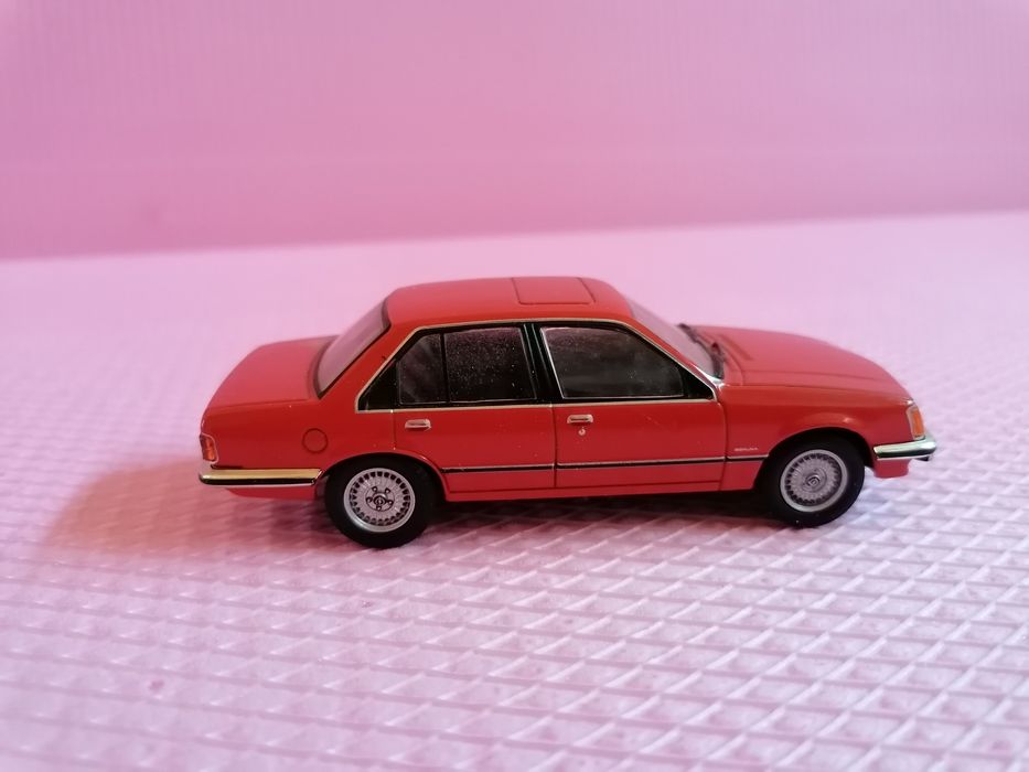 Macheta opel Comodore