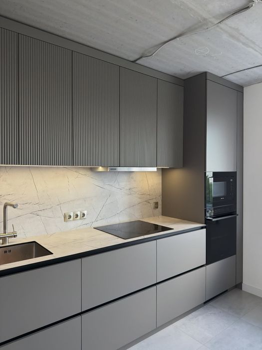 Кухня мебель 
Zamonaviy va si