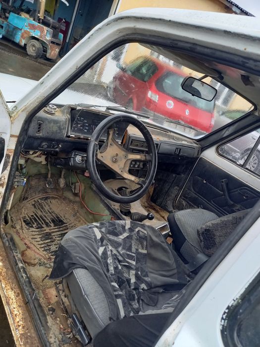 Лада Нива 1.6mi на части !