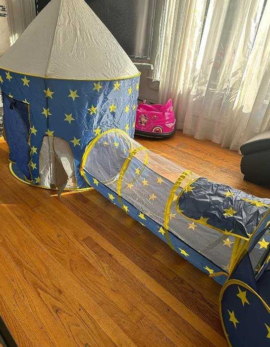 Палатка с тунел и басейн +  топки за игра