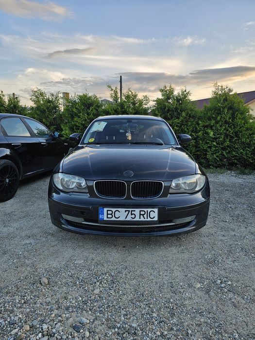 Vând BMW Seria 1 
Motor 118d 122cp
Mașina in prezent are 280.000km în