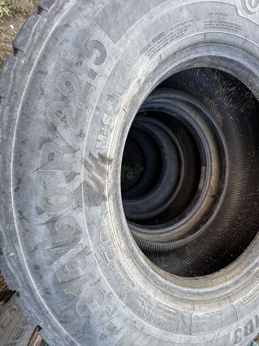 Продам шины на грузовое авто