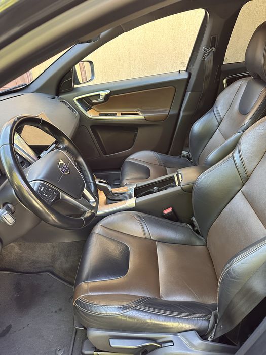 Volvo XC60 automat inmatriculat
