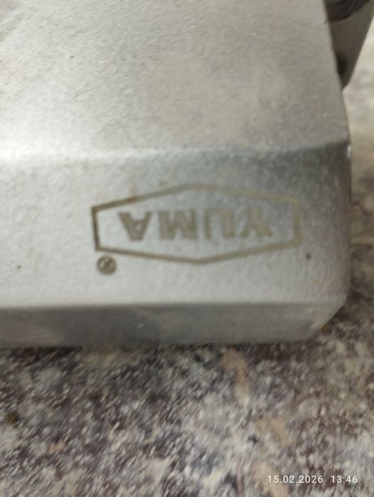 Дверной доводчик YUMA