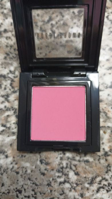 Румяна Bobbi Brown Blush