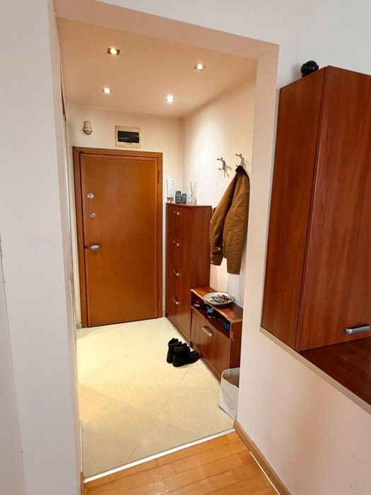 Дава се под наем Тристаен апартамент в София, Център - 70 кв.м за 946.56 € - Снимка #8