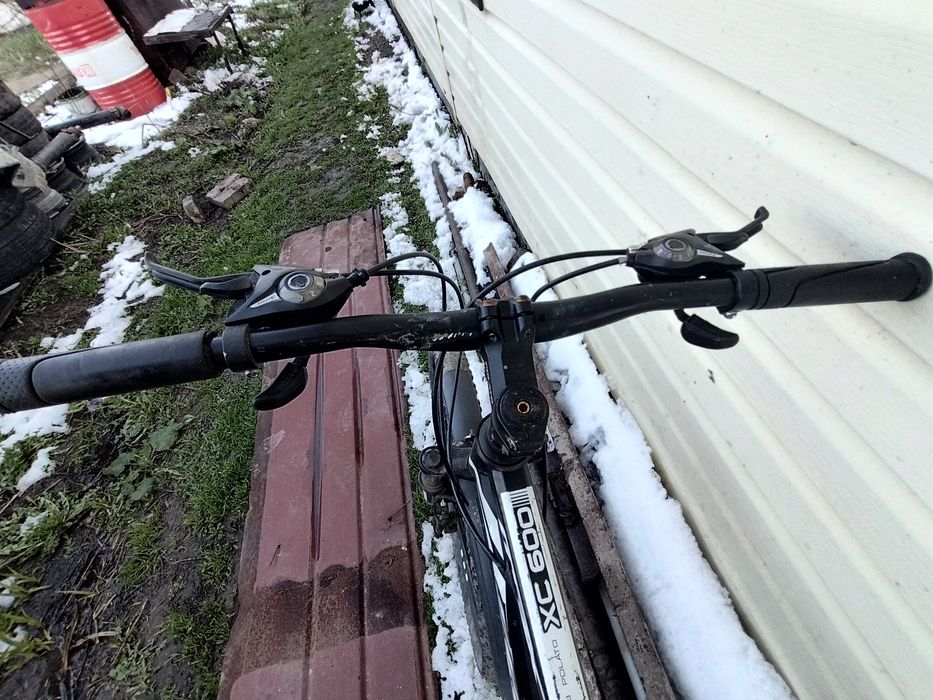 Велосипед  ездит