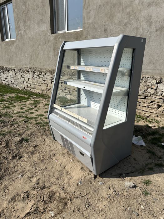 Ветринный холодильник