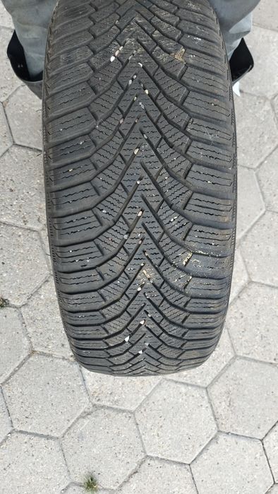 Продам шины липучка r16