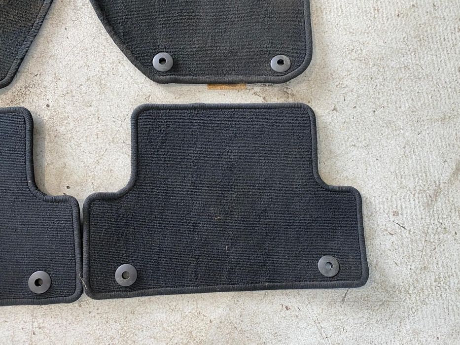 Set de presuri covorase Volvo V40 31292276  31463821