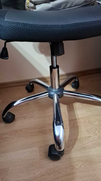 Scaun birou ergonomic Ares-Dedeman